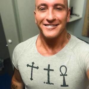 Meet your Posher, Alex